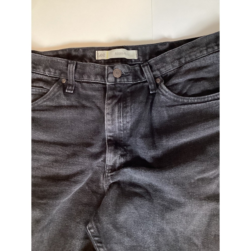 Lee Jeans Mens 38x32 Black USA Denim Regular Fit Straight Leg Comfort Stretch - Picture 2 of 8